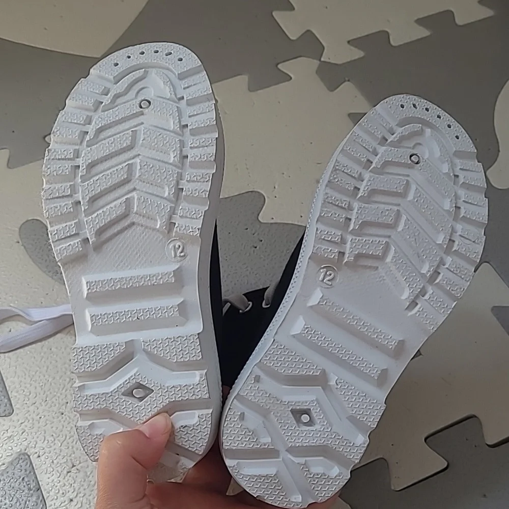 NWT Bebe Girls High Top Sneakers Black & White Size 12 - Picture 7 of 7
